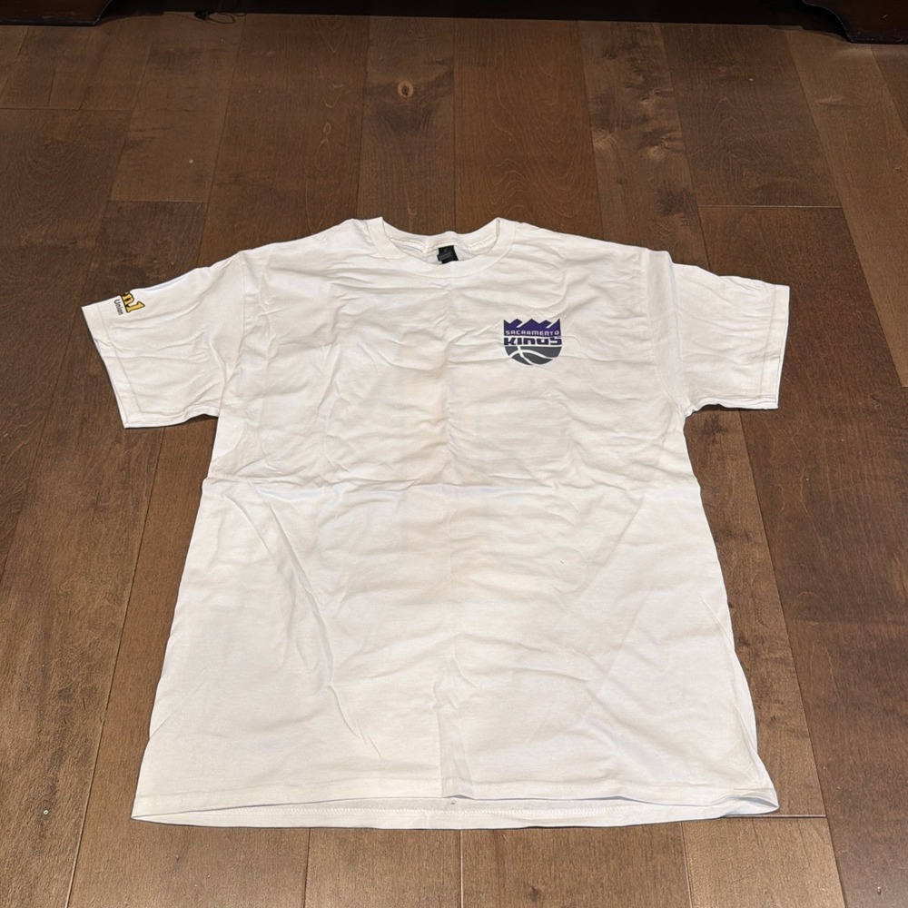Sacramento Kings Golden 1 Credit Union Gildan Shirt L – New